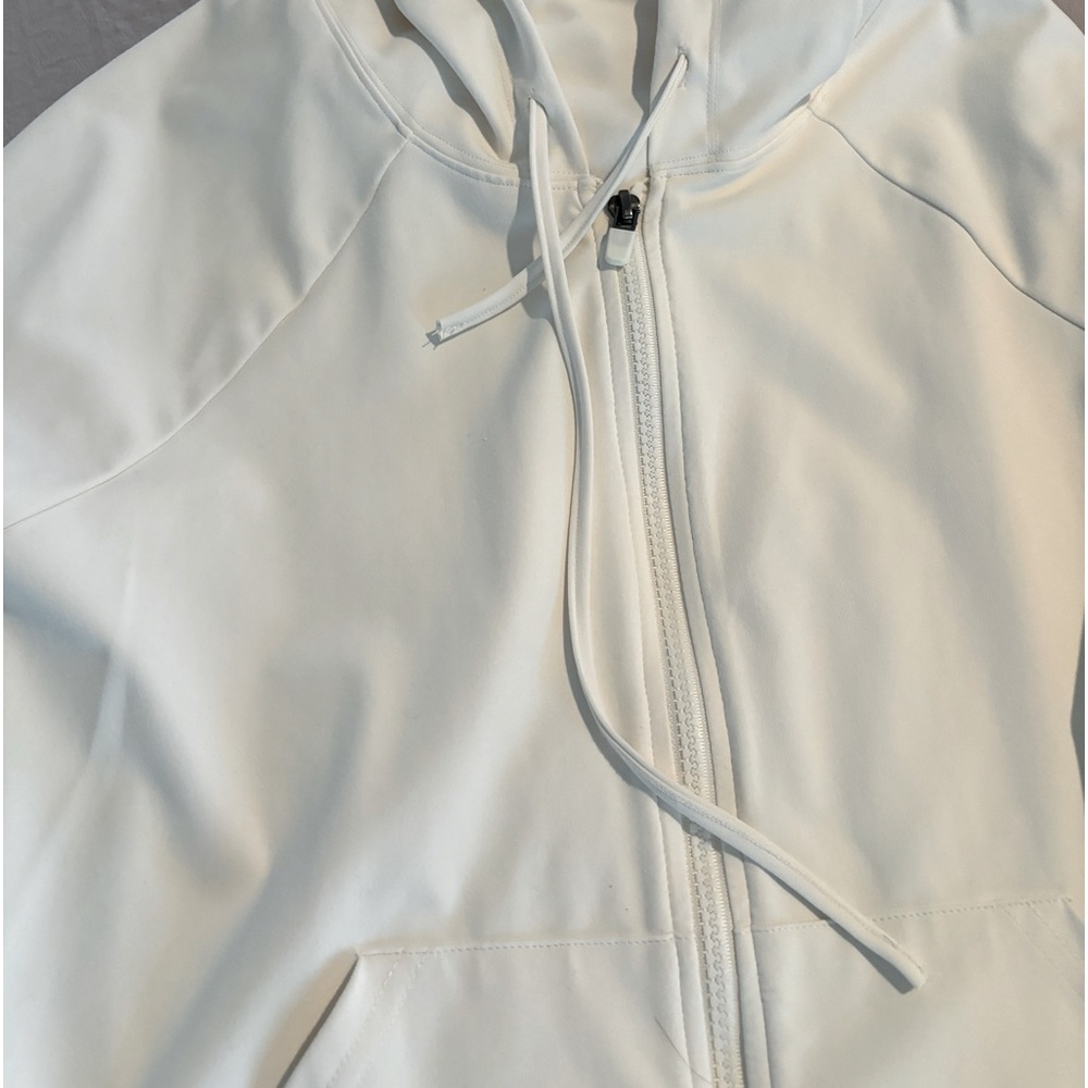 FABLETICS by Kate Hudson short jacket